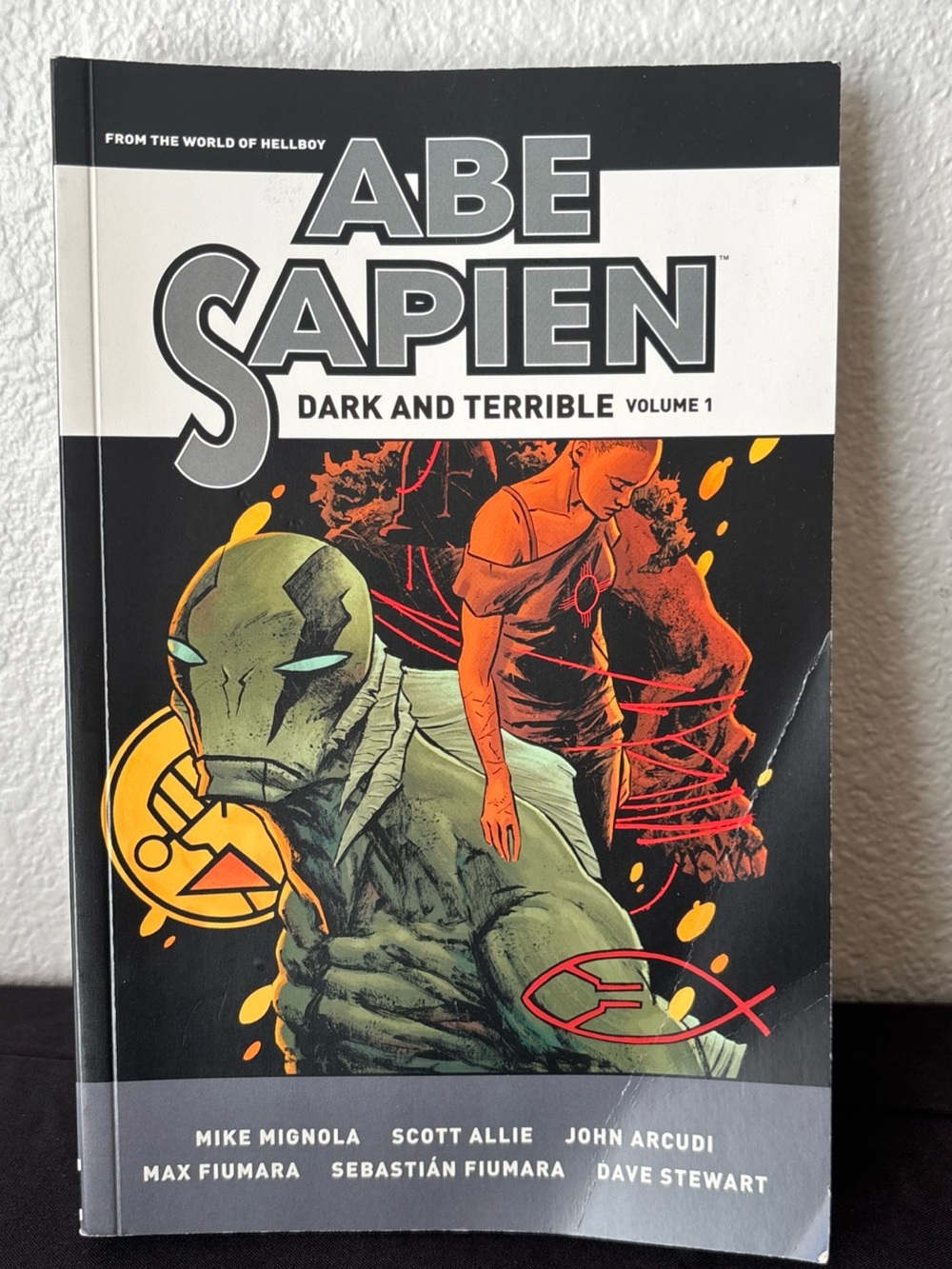 Abe Sapien Dark and Terrible Vol 1 TPB Mike Mignola Graphic Novel Book DarkHorse